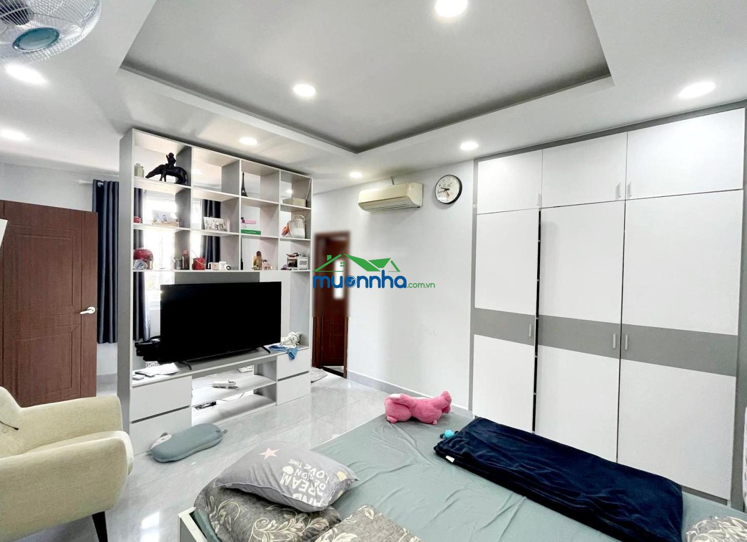 Chủ cực gấp bán trả nợ giảm liền 1,3 tỷ phan huy ích nhà mới btct ở ngay - xe tải vi vu - sân rộng