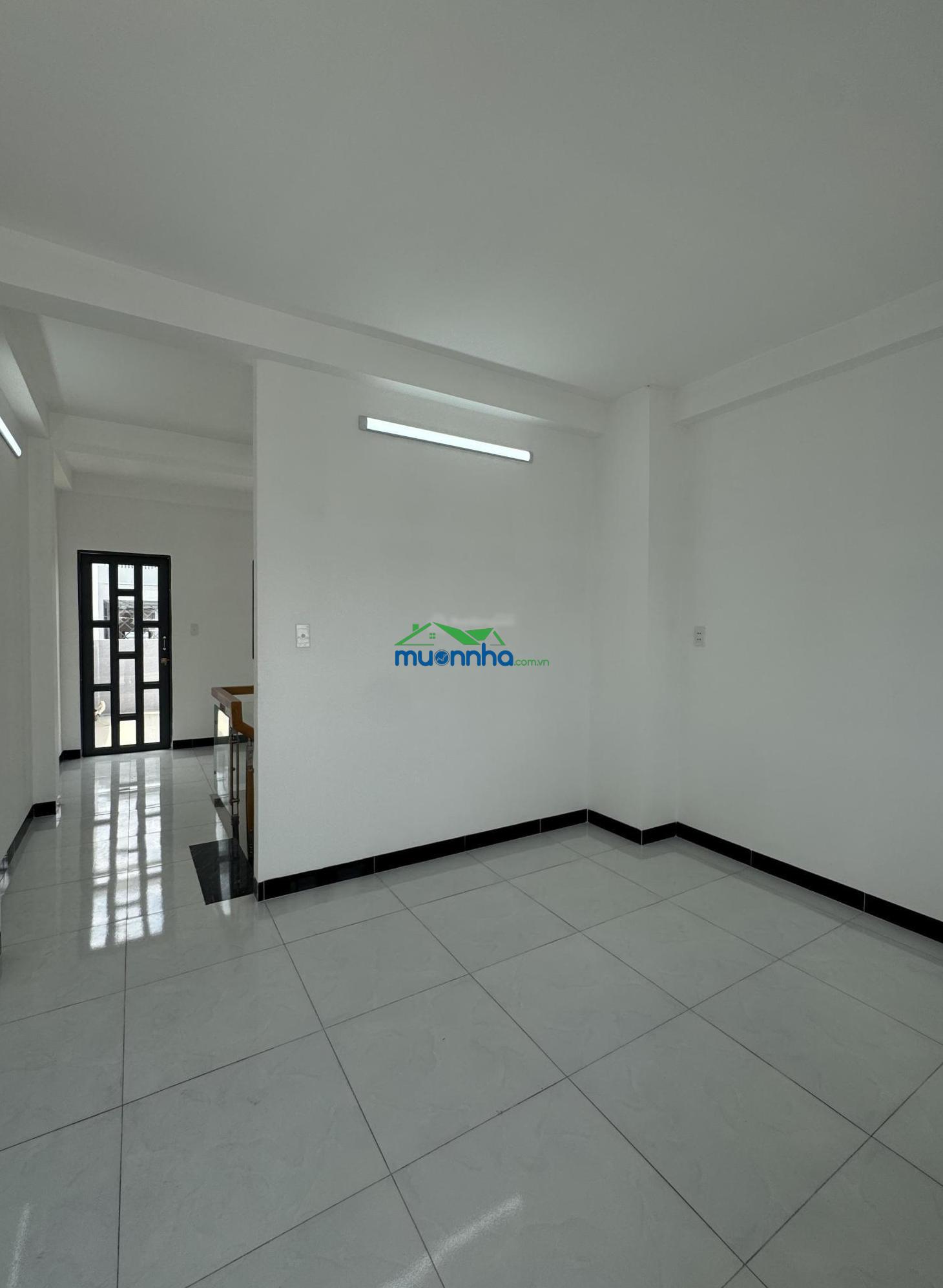 Siêu phẩm 5 tầng-70m2-ngay hương lộ 2 - sổ đẹp vuông vức hoàn công đủ - khu dân cư an ninh yên tĩnh