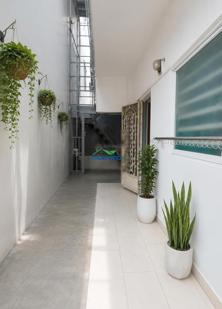 Gấp! nhà 59m², 9 phòng trọ ngay đh công nghiệp hcm, sân để xe, dòng tiền 40 triệu/tháng, chỉ 6 tỷ - 3
