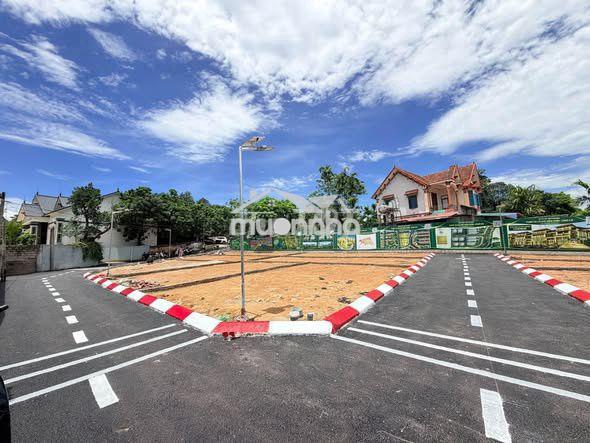 Ông bà cho mảnh đất ở gần sân bay tôi không dùng đến cần bán lại