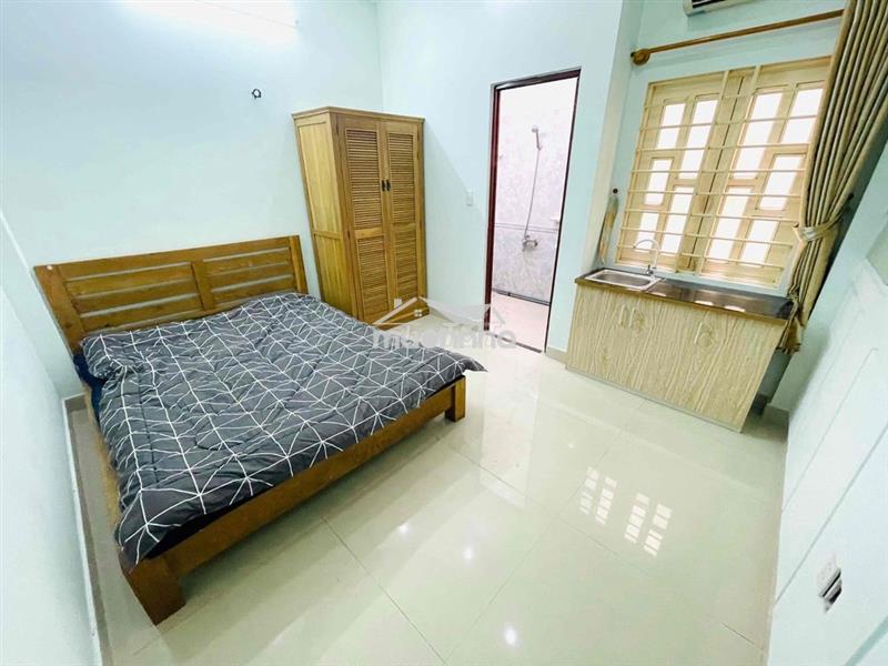 Phòng studio cửa sổ dương quảng hàm