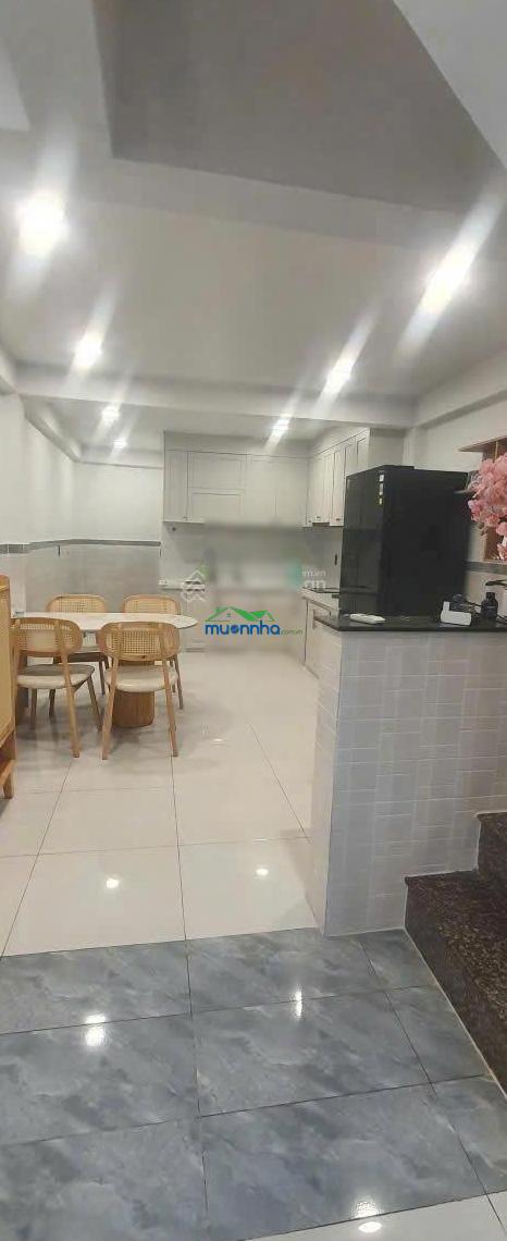 Nhà 1 trệt 1 lầu, đường 49, hiệp bình chánh, giá 4 tỷ.
