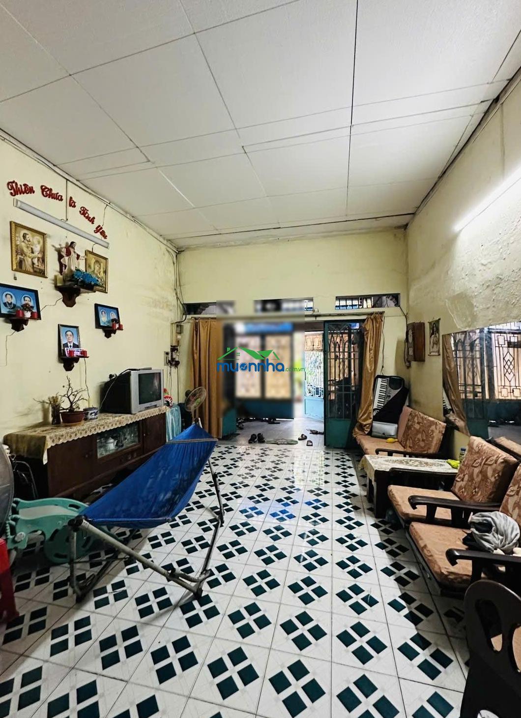 Hẻm xe hơi - 6 tỷ 5 - 73m² - ngang 4.6m - đường quang trung (chợ htt)