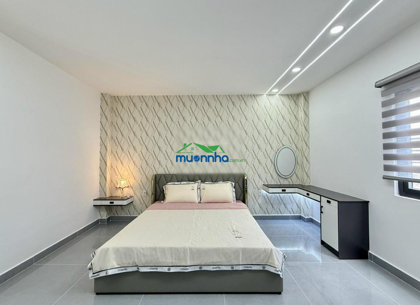 Siêu phẩm 4 tầng 5m x 15m 1/ đường đỗ hành. ngay trung chánh. song hành. ql22 - 4