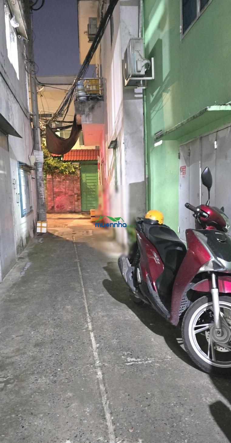 Giảm sâu 450 triệu chỉ còn 4.65 tỷ gần mặt tiền lũy bán bích 62m hẻm xe hơi