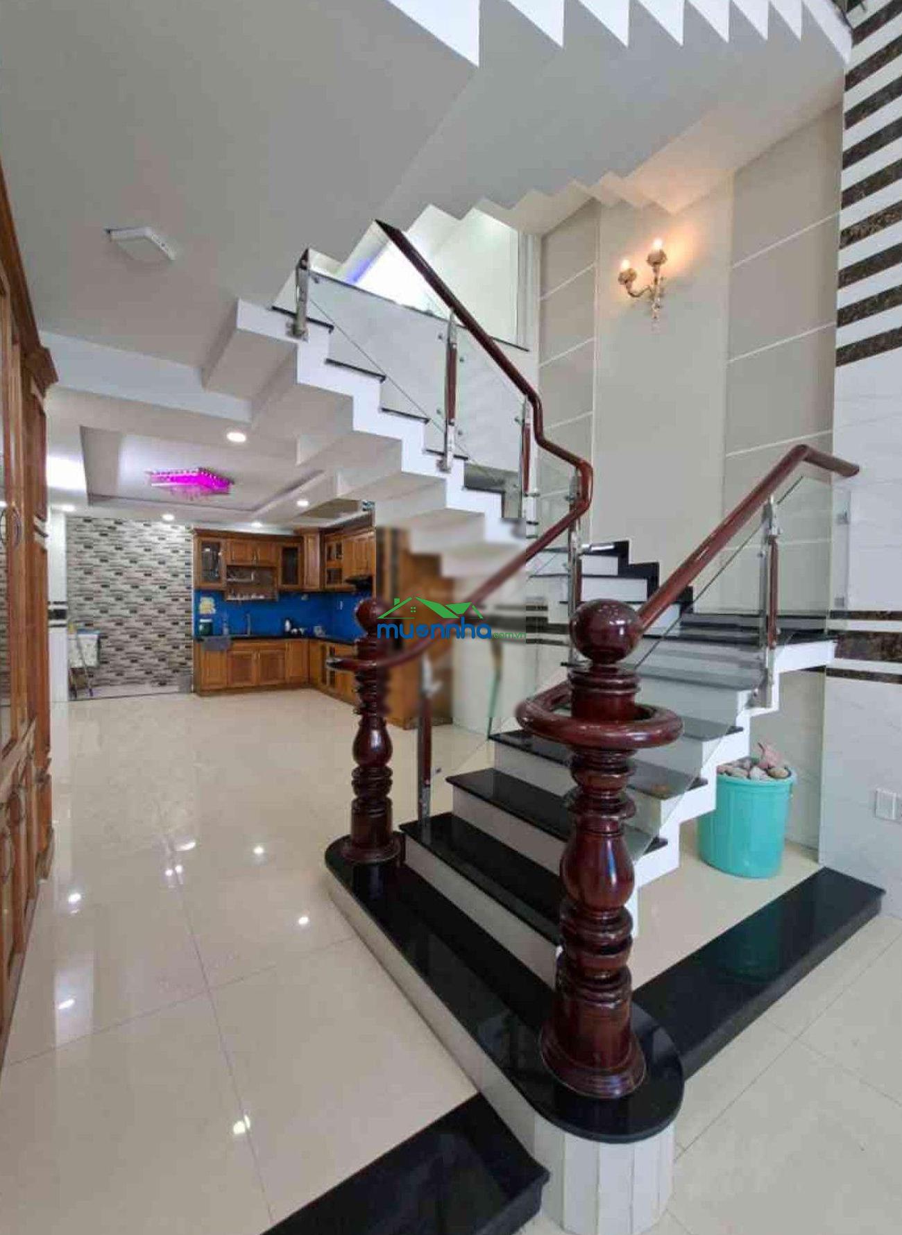 Nhà 5 tầng bê tông cốt thép 84m (4x21) hẻm xe hơi 7m thông phan huy ích, p.12 gò vấp