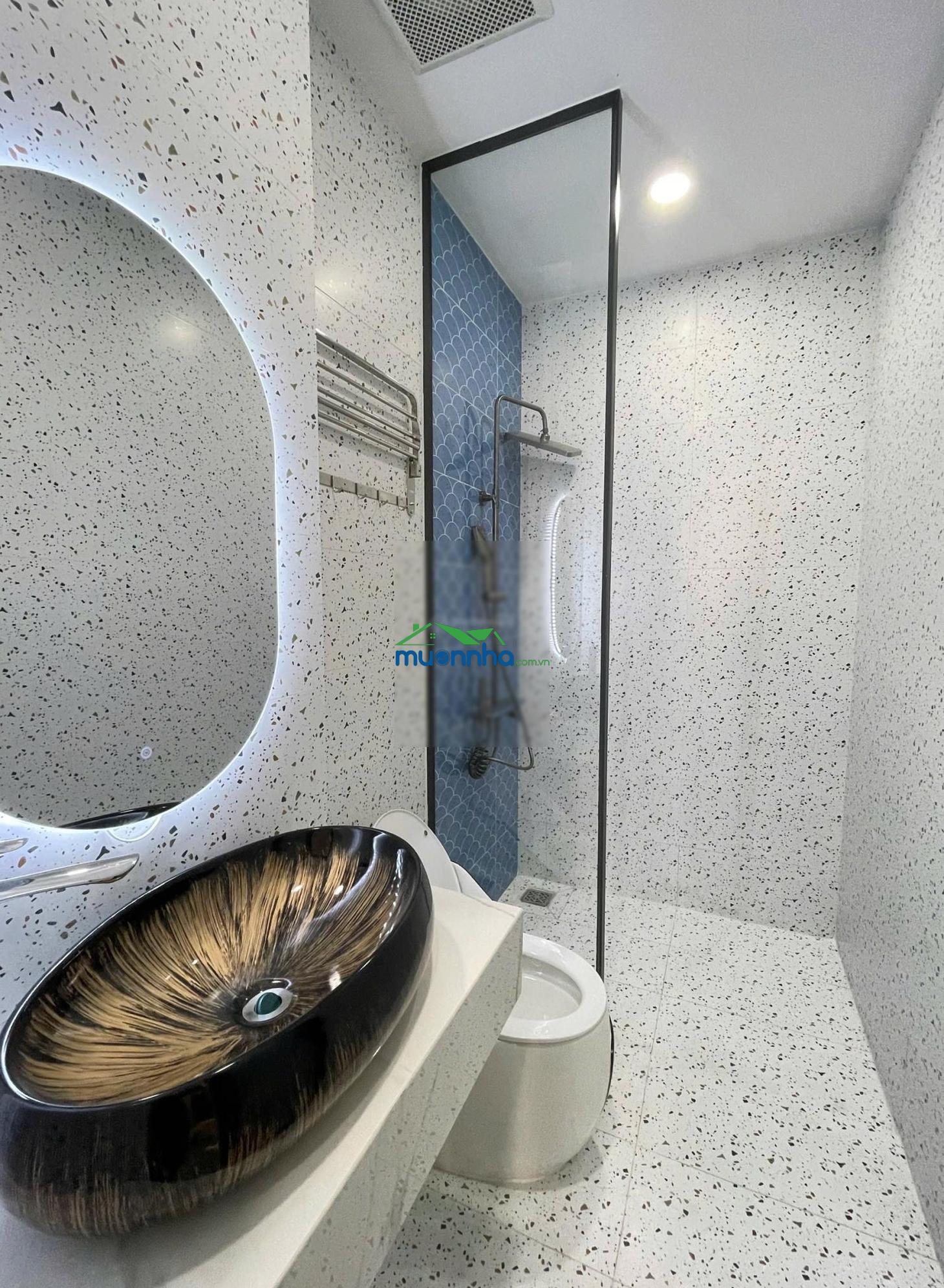 Nhỉnh 6 tỷ - 72m2 - đường 8m nhà đẹp 5 tầng, hồ cá koi chill, nội thất sang xem là khó quên - 2