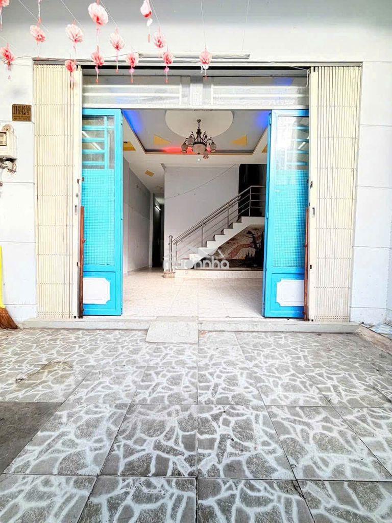 Bán nhà 1 lầu - dt: 5x15m. sát quận 7 giá : 4 tỷ 950 tr - 3