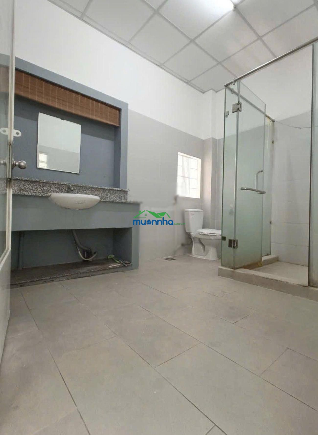 Nhà 2tầng, đs19, p8, gò vấp, hẻm xe tải vào nhà, dt 100m2 (5x20m), đường thông quang trung - 2