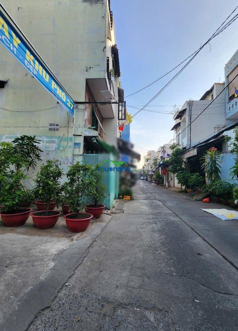 Chỉ hơn 5 đồng sở hữu ngay nhà 4 tầng, dt 60m2 h xe tải thông gần ngã tư 4 xã - 3