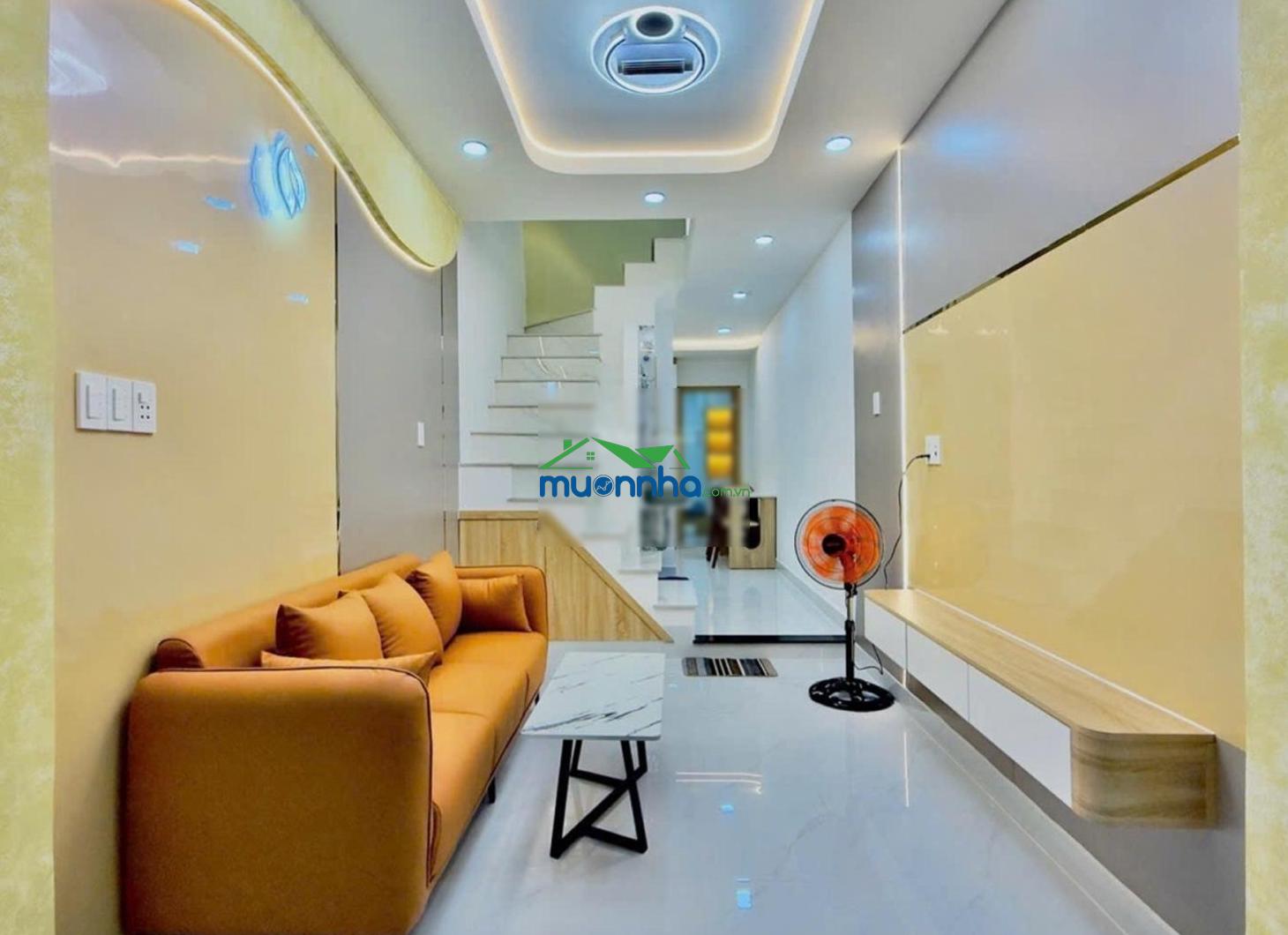 Ngay đh hutech, 2 tầng(3pn) có 1pn trệt, hẻm 3m thoáng, gần mặt tiền, 37m2, có sân để xe, p.17 - bt - 4