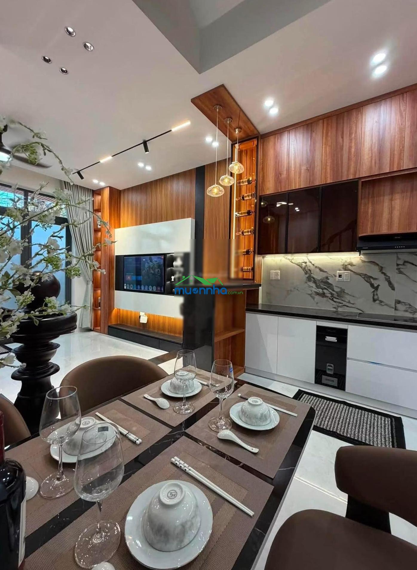 Kẹt vốn làm ăn cô chú chủ nhà cần tìm chủ mới bán nhà đường trần hưng đạo,quận 5.giá 4tỷ550.shr. - 2