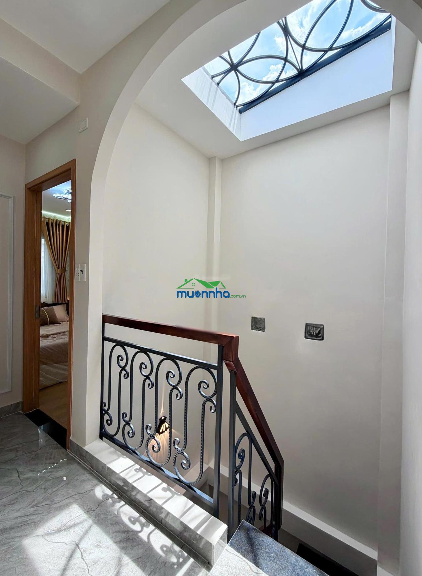 Hot! giá tốt! hxh huỳnh văn bánh. phú nhuận - 3 tầng (4m x 7m) - nhà mới đẹp - chỉ 5 tỷ 950 - 3