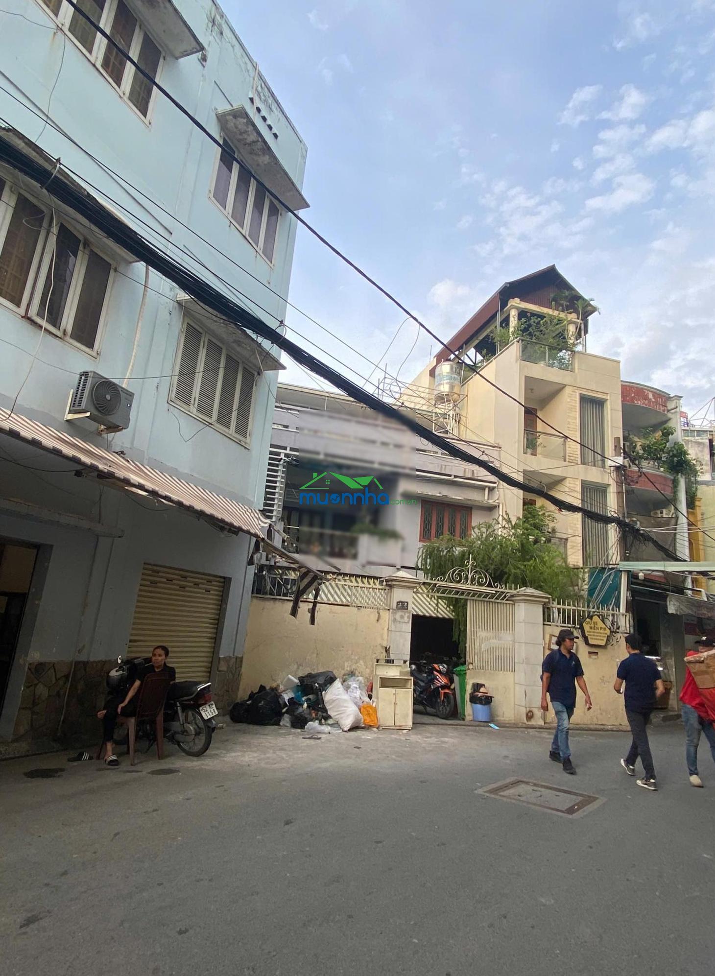 88tr/m2 bán nhà ngay cộng hoà p.13 tân bình dt: 6x50m cn: 215m2 kc: 2 tầng hđt: 40tr giá: 19 tỷ tl - 3