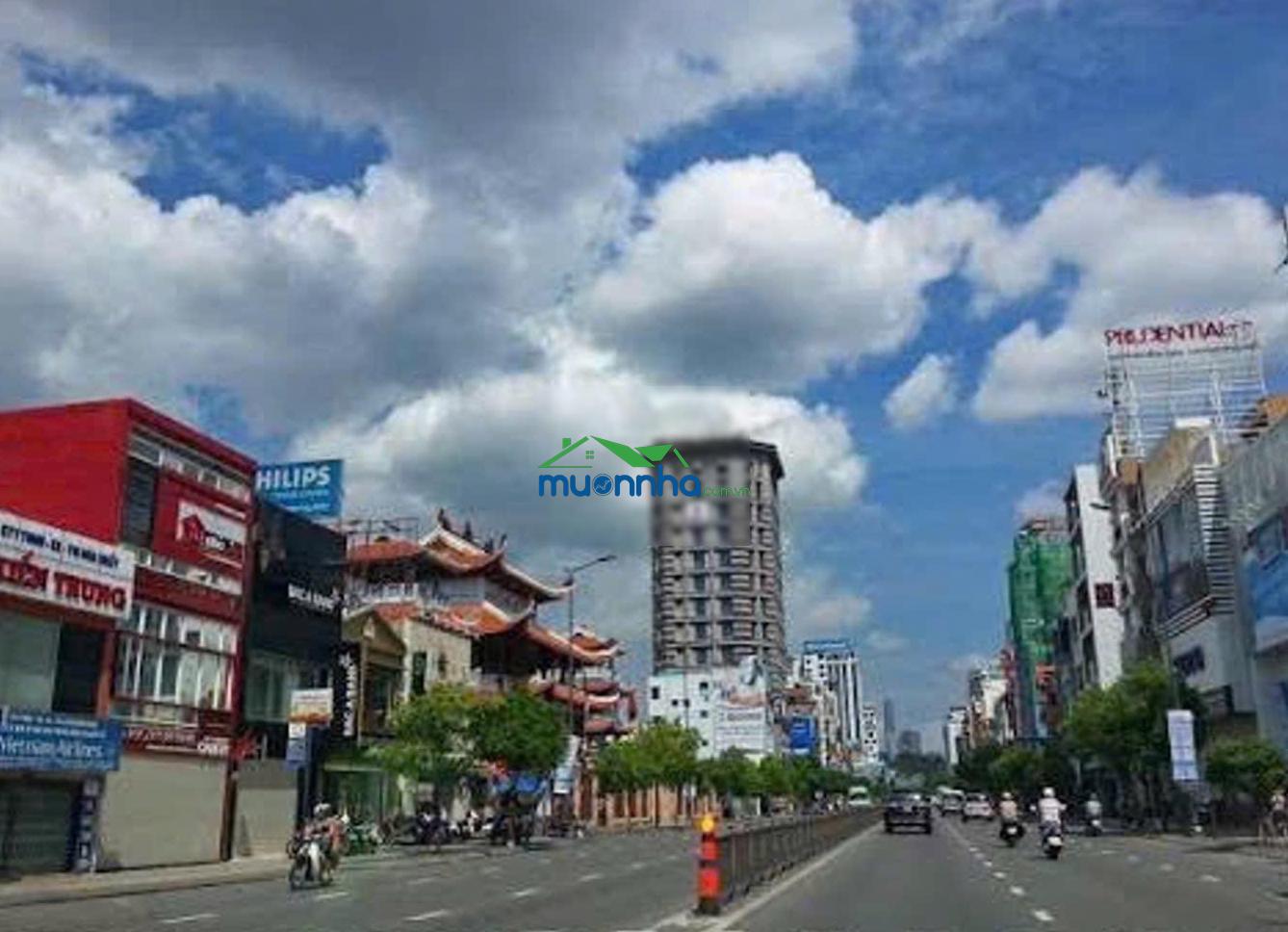 6x5m-nam kỳ khởi nghĩa quận 3; thông qua huỳnh tịnh của; cách 50m mặt tiền nkkn