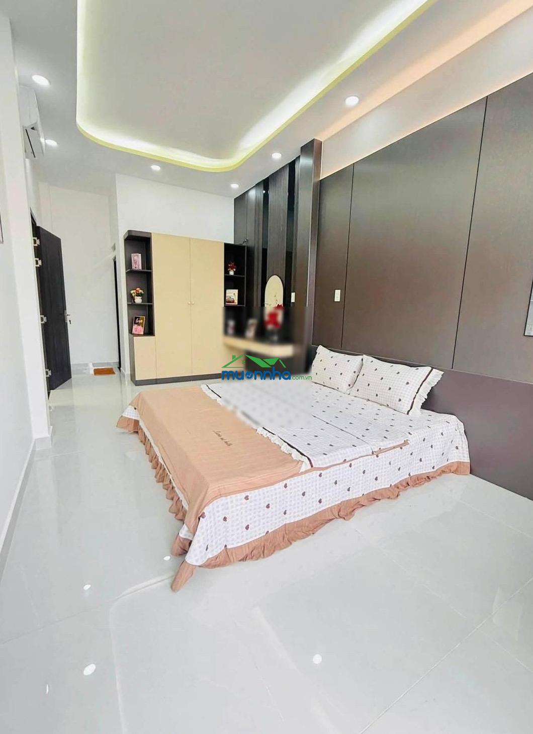 Bán nhà nguyễn sỹ sách, tân bình, 52,8m2, 3 tầng btct, 3pn, hẻm thông, gần ga t3, giá 6,95 tỷ