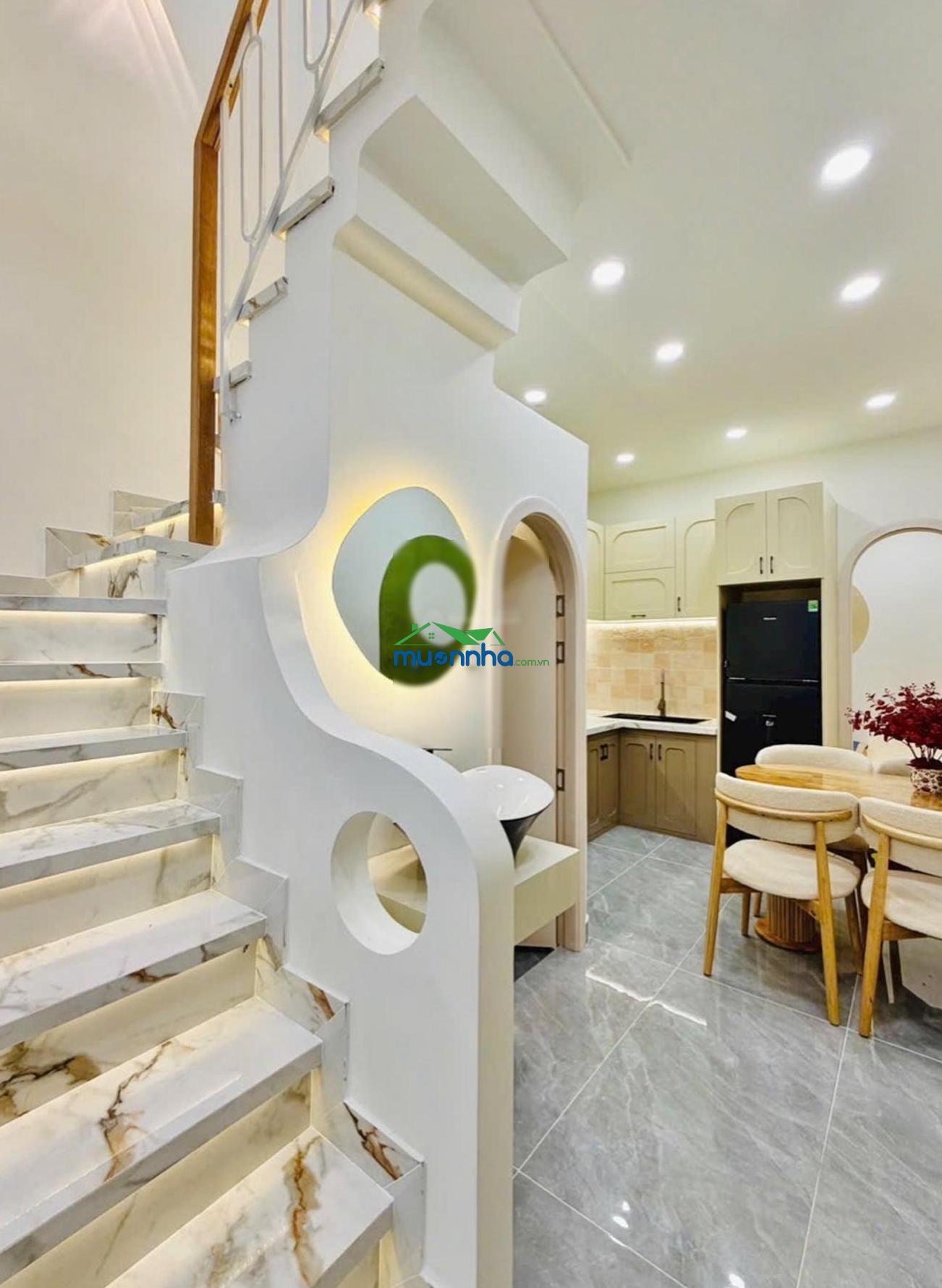 Hàng hiếm gò vấp - hẻm xe hơi - 2 tầng 32m2 vuông vức - 3pn có pn trệt - tặng nội thất - chỉ 3x tỷ - 4