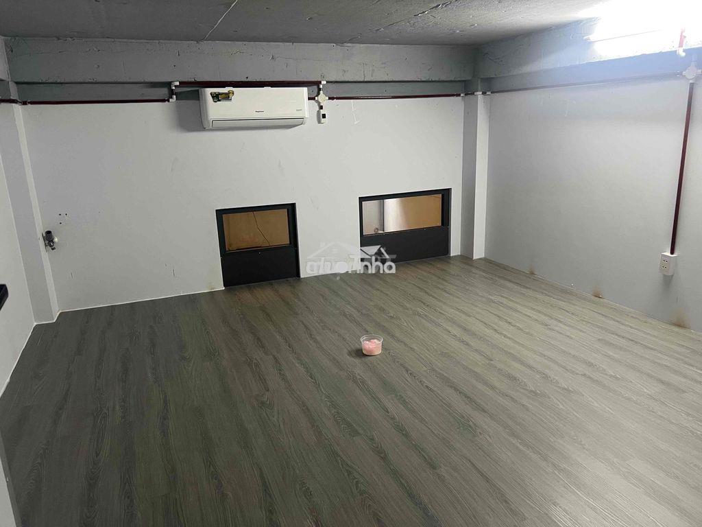 Cho nữ thuê phòng - 2