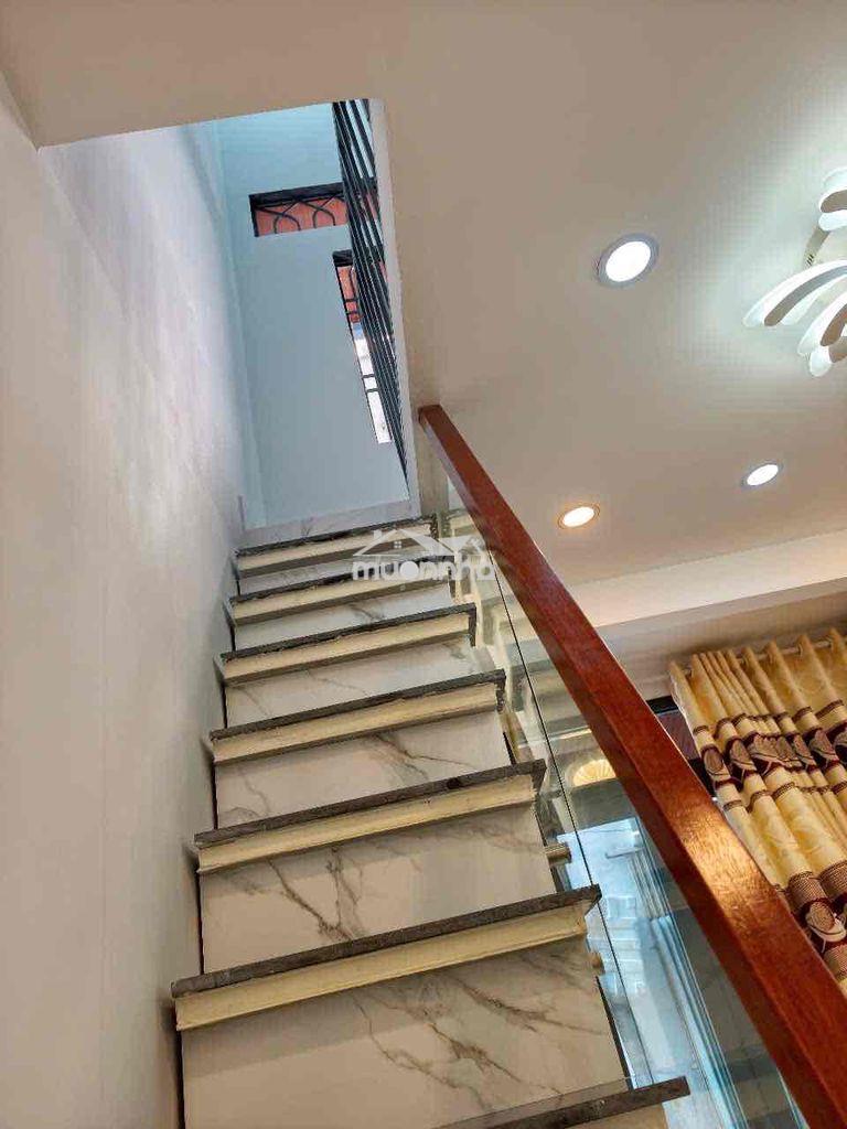 Bán nhà chính chủ quận 7