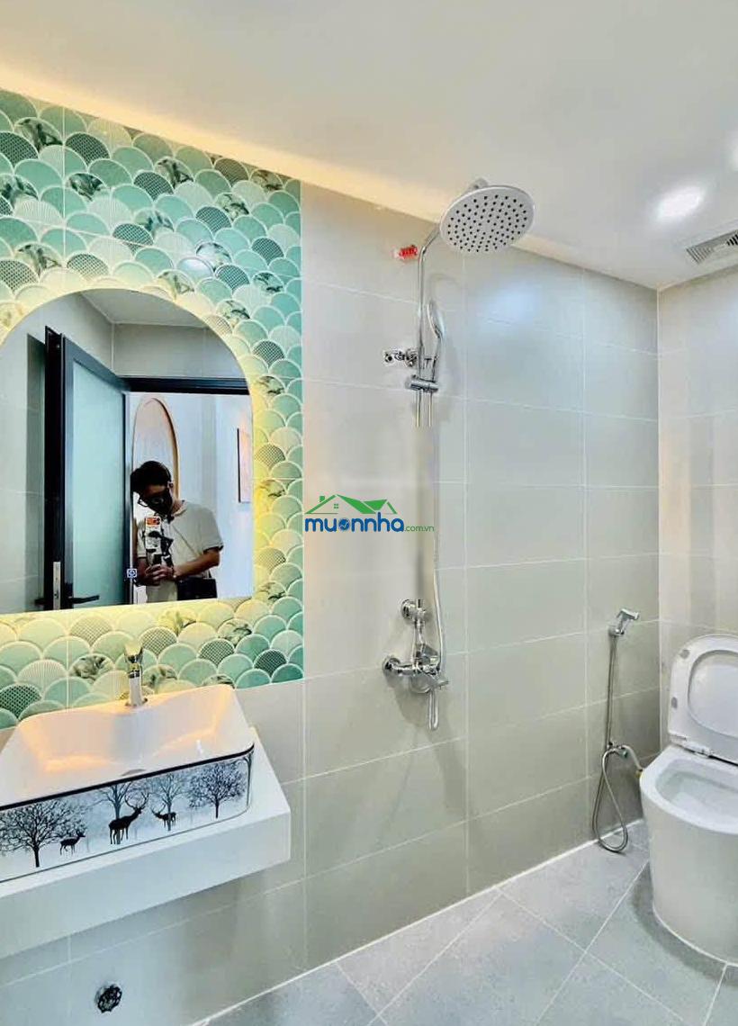 Hàng ngộp bán gấp!! 3 tỷ 670 đường nguyễn trung trực, bình thạnh diện tích 50m2 - 2