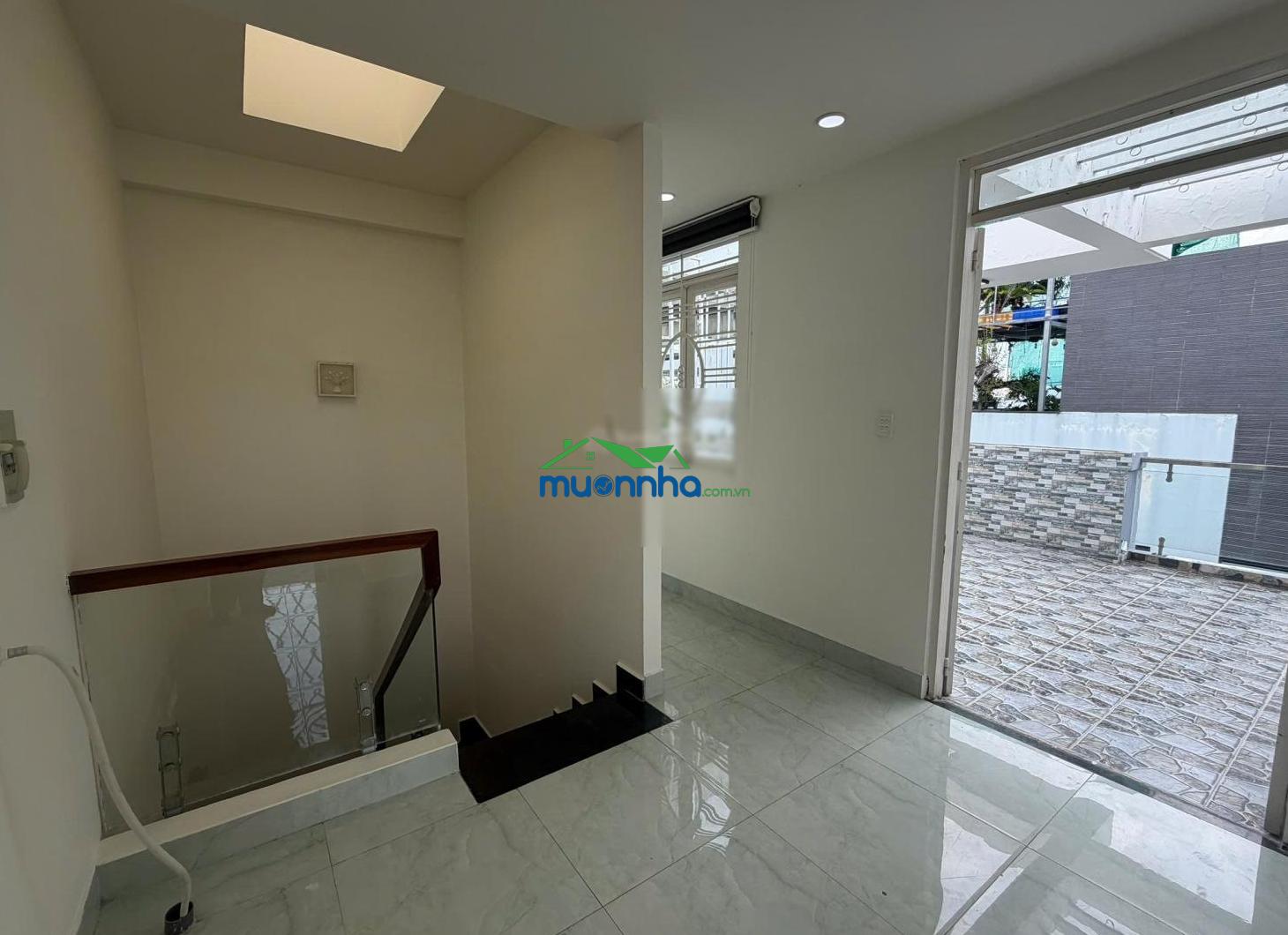 Siêu phẩm bình thạnh 5 tầng btct - hẻm xe hơi tới cửa - ngang 4,8m - khu phân lô an ninh lý tưởng