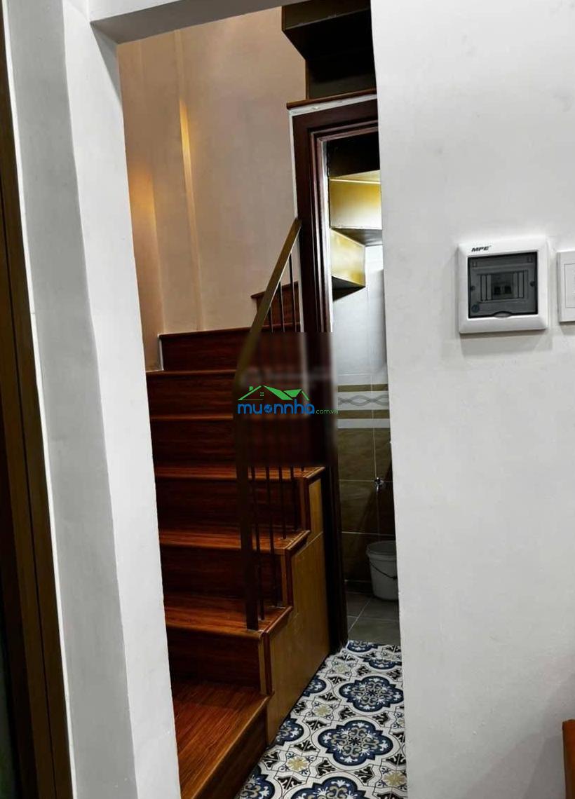 Chỉ 3ty9 có hộ khẩu quận 1- nhà 3pn- full nội thất- sát mặt tiền- cho thuê bnb dòng tiền cao. (806)