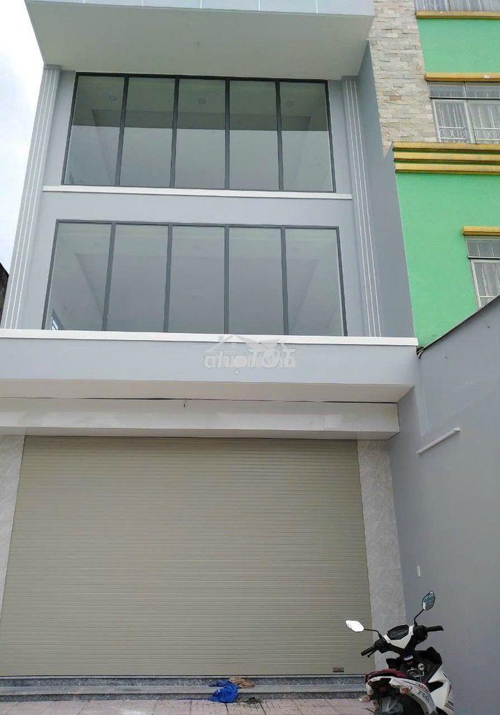 Cho thuê nhà hxh 575/3a cmt8, phường 15, quận 10
