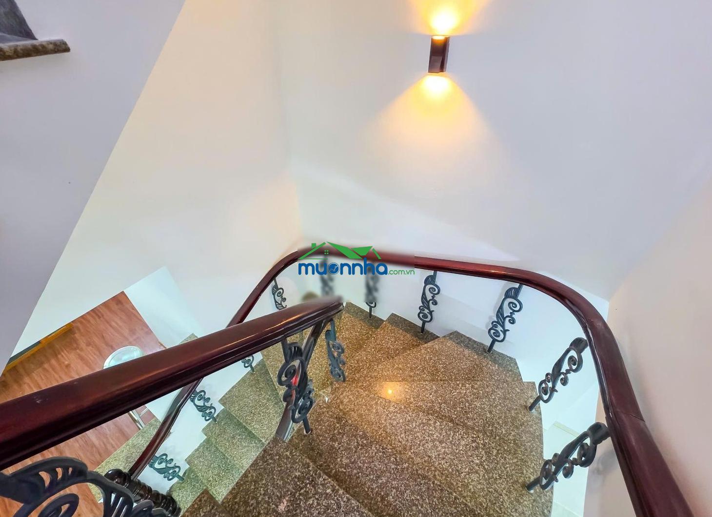 - Bán nhà 3 tầng hẻm oto nguyễn thị thập nối dài. dt 4x14 có 2 lầu giá 7,7 tỷ - Ảnh 4
