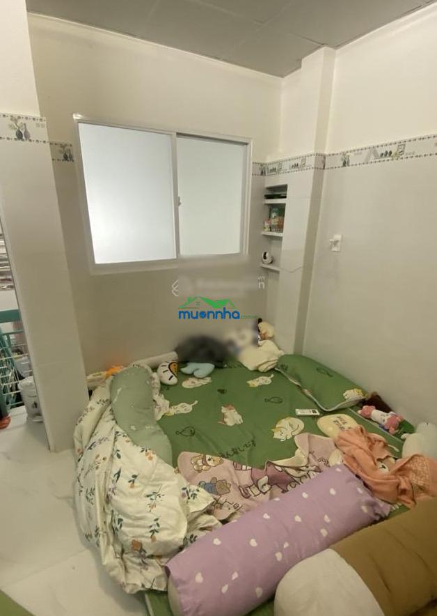 Bán nhà nhỏ xinh sát cầu chà và chợ xóm củi q8. 21m2 - ngan 3,3m - 3 tầng - 2 wc. giá 3,5 tỷ - 4