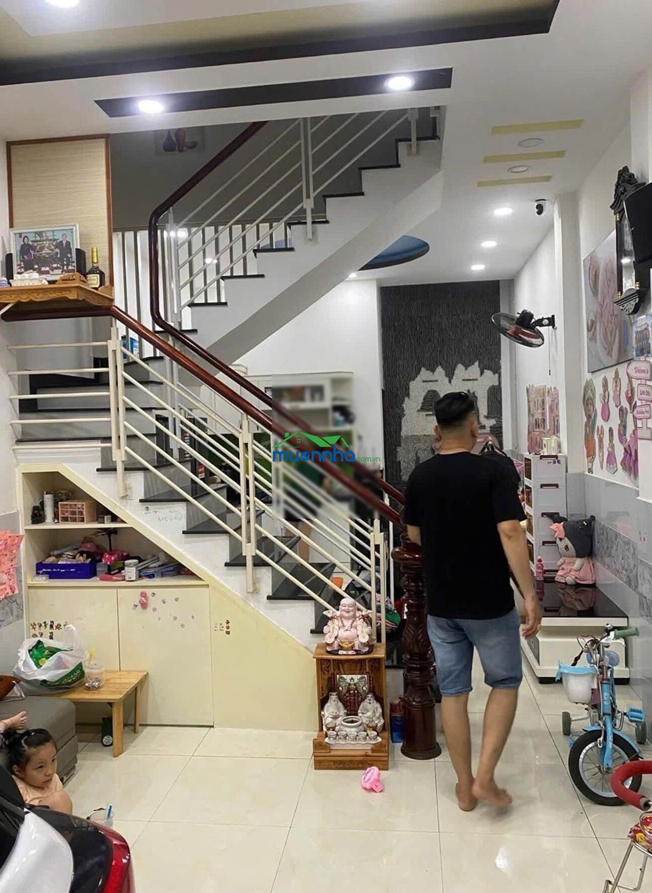 Nhà đẹp xe hơi ngủ trong nhà gần emart phan huy ích. giá chỉ 5.7 tỷ - 2