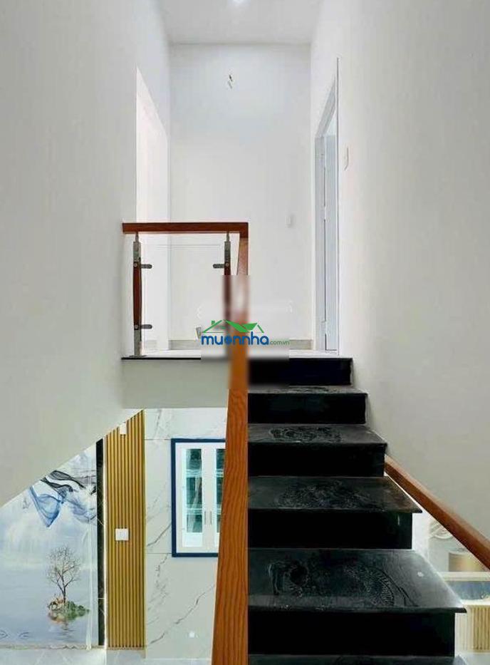 Giảm ngay 300 triệu chỉ còn 4.7 tỷ. căn góc hẻm xe hơi tận nhà hiệp thành 35 dt 4x13m