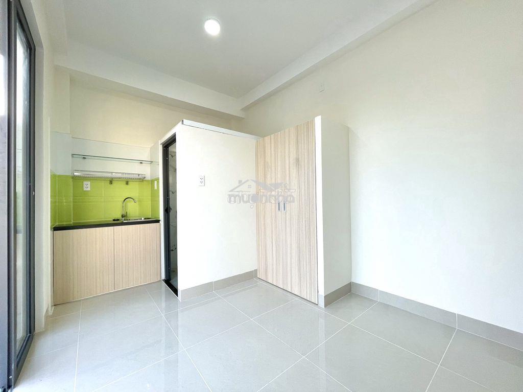 Phòng ban công mới xây gần vòng xoay lê đại hành - lotte - 3
