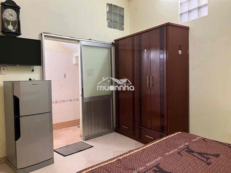 Cần cho thuê phòng hẻm 689 trần xuân soạn quận 7
