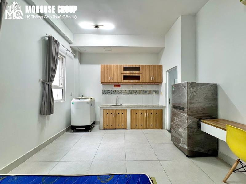 Studio thang máy, máy giặt riêng đi bộ tới đại học hutech, ngoại thương, gtvt, đường d5, ung văn khiêm, ngã tư hàng xanh - 2