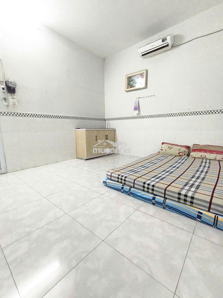 Phòng trọ mới xây sẵn máy lạnh gần bv hóc môn - 3