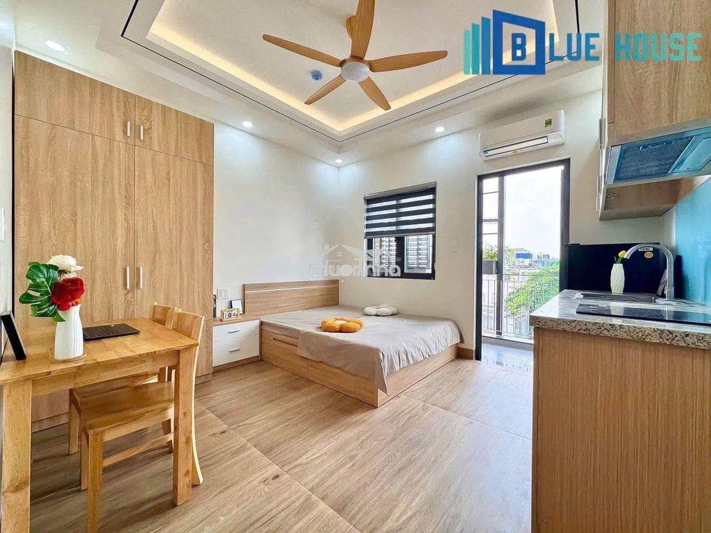Căn hộ studio full nội thất ban công thoáng trần hưng đạo quận 5  - 2
