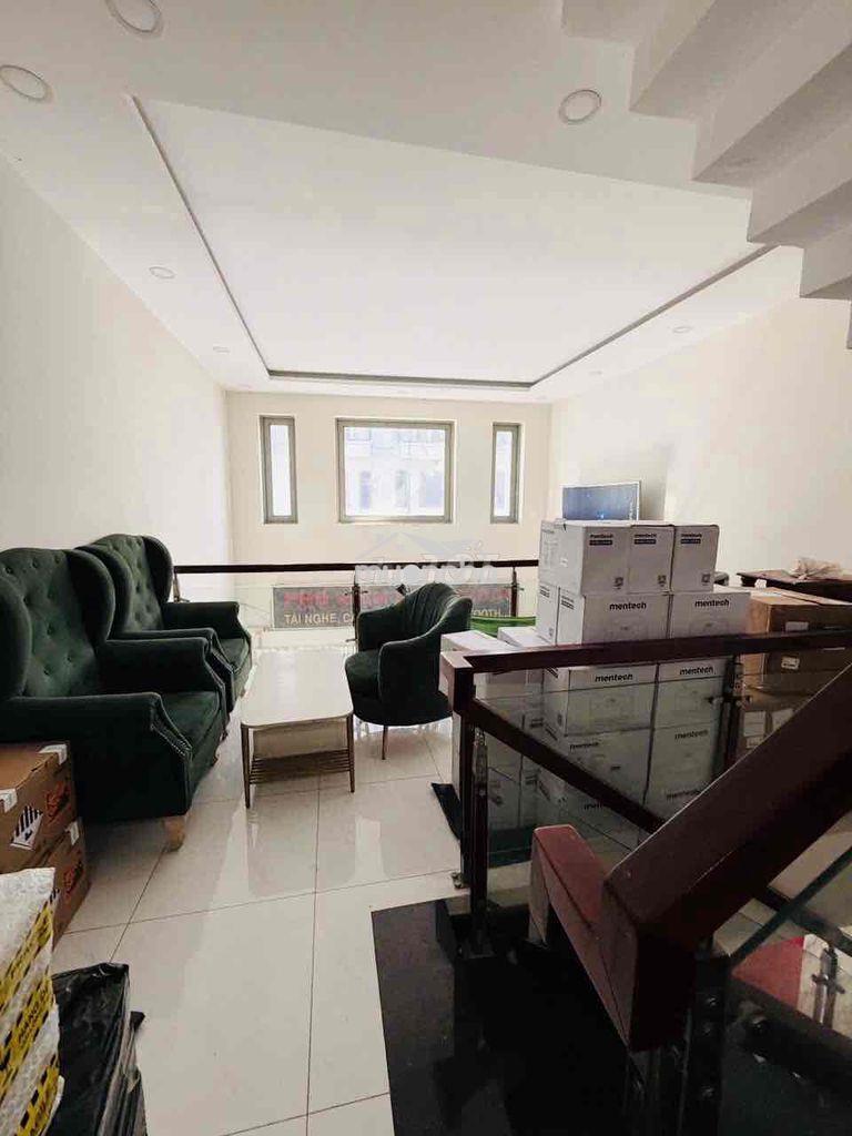 Nhà phố đẹp.  trệt lửng 3 lầu 4pn 5wc. gần chợ trường học - 4