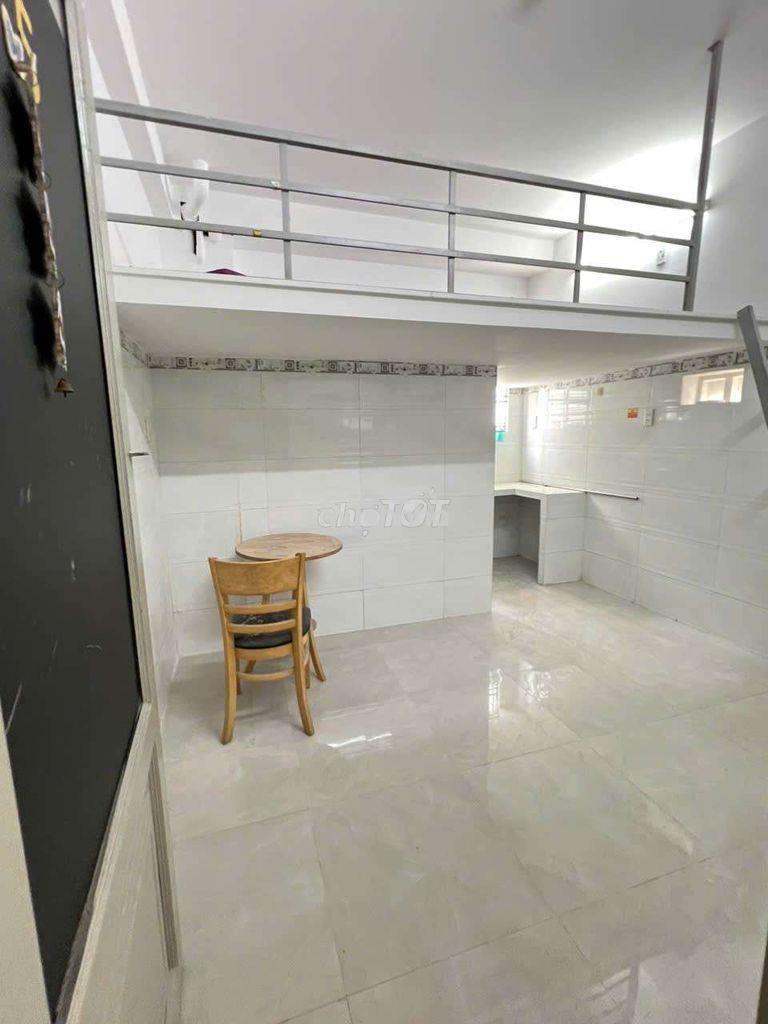 Phòng đẹp có gác thoáng mát - 2