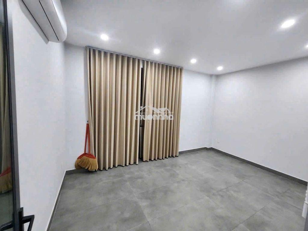 Cho thuê nhà phú mỹ 1trệt 1 lầu 1tum  rộng rãi - 4