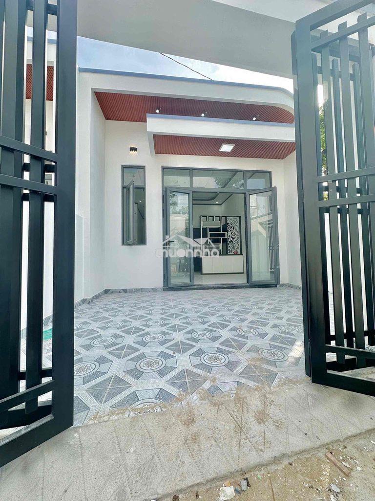 Bán gấp nhà cấp 4 sổ riêng thổ cư, ngay cuối đồng khởi gần bv da liễu