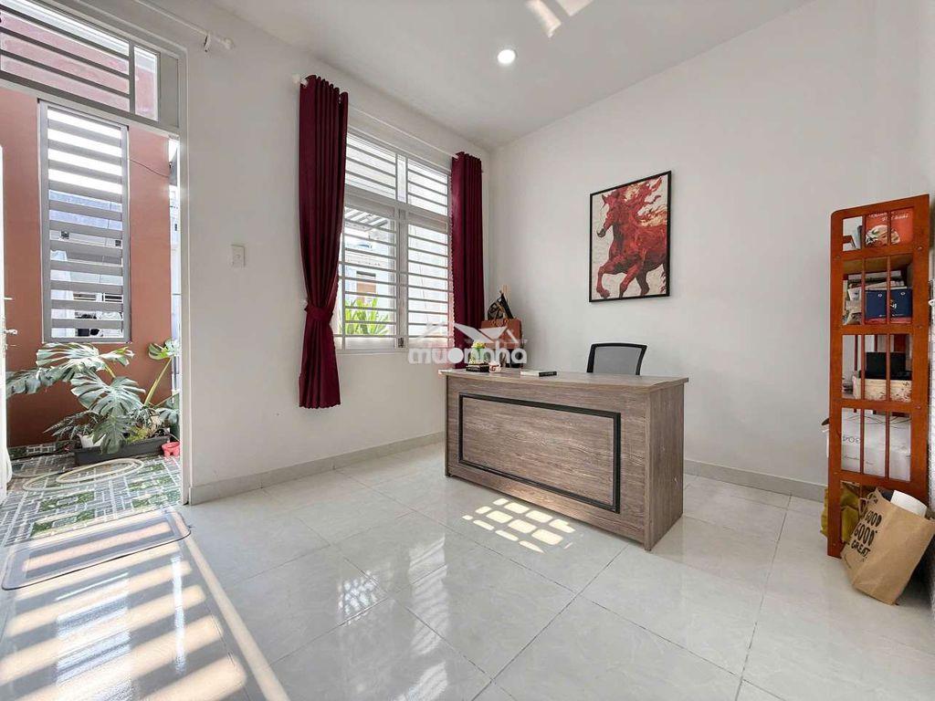 Bán gấp nhà sát mt ql13, 3 tầng hẻm xe tải. - 2