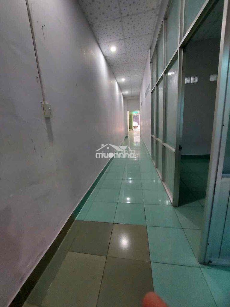 Cần bán nhà mt: đường số 4 - phước bình- q9 (dt: 4 x 25,9) nhà cấp 4 - 3