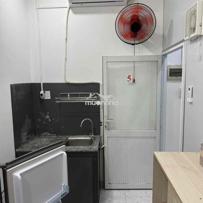 Còn phòng cho nữ thuê,full nội thất,an ninh sạch  sẽ