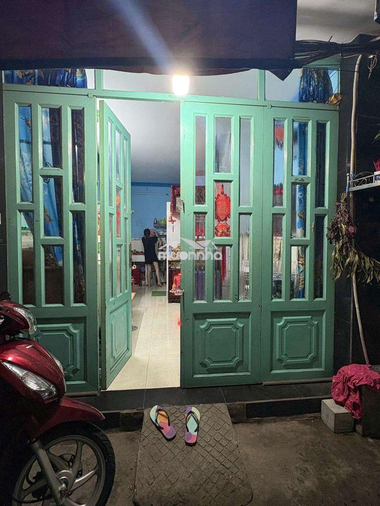 Mình chính chủ cần bán nhà nhỏ có gác suốt
