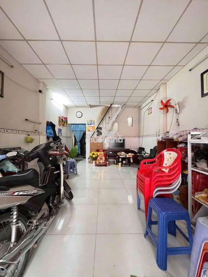 Bán nhà chính chủ sổ hồng riêng ở chợ hưng long bình chánh - 2