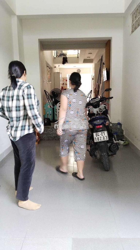 Nhà mới đẹp 4 tầng 5pn 5wc hẻm xe hơi ngay gần coopmart pvh giá còn tl - 2