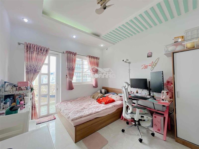Căn hộ dv full nội thất ban công an ninh ngay vx phú lâm kế hồng bàng