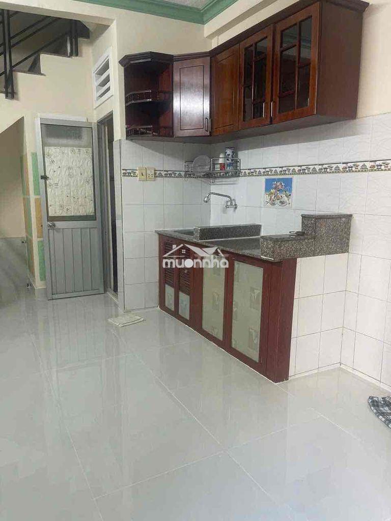 Cho thuê nhà đẹp p.11 phú nhuận, 2pn, có máy lạnh - 11tr - 3