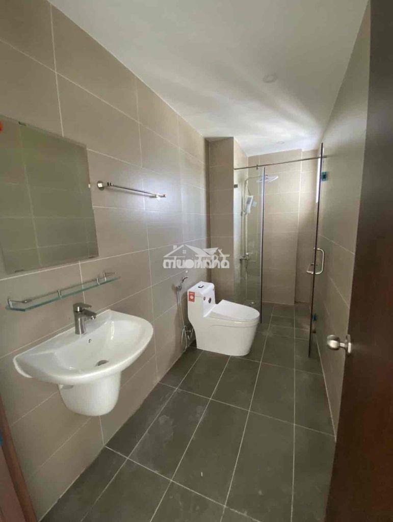 Cho thuê căn hộ 3pn, 2wc: có rèm, 3 máy lạnh - 3