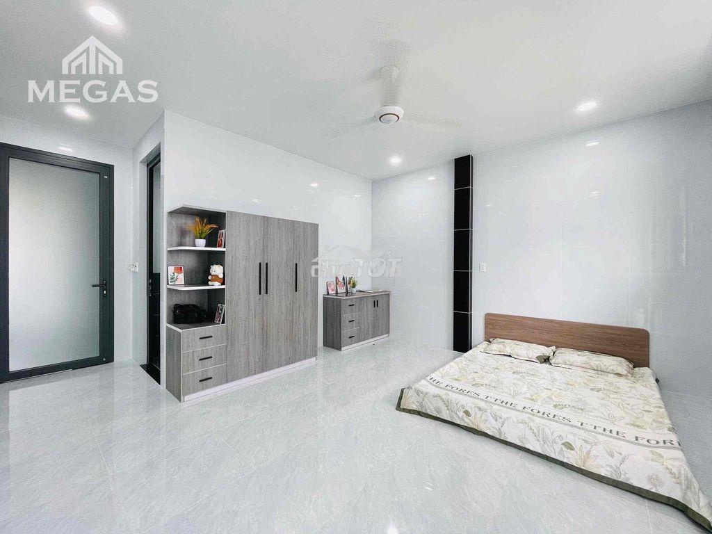Trống studio ban công full nội thất - 2